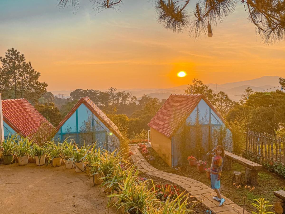 Paradiso Homestay Mangden Kon Von Kla Bagian luar foto